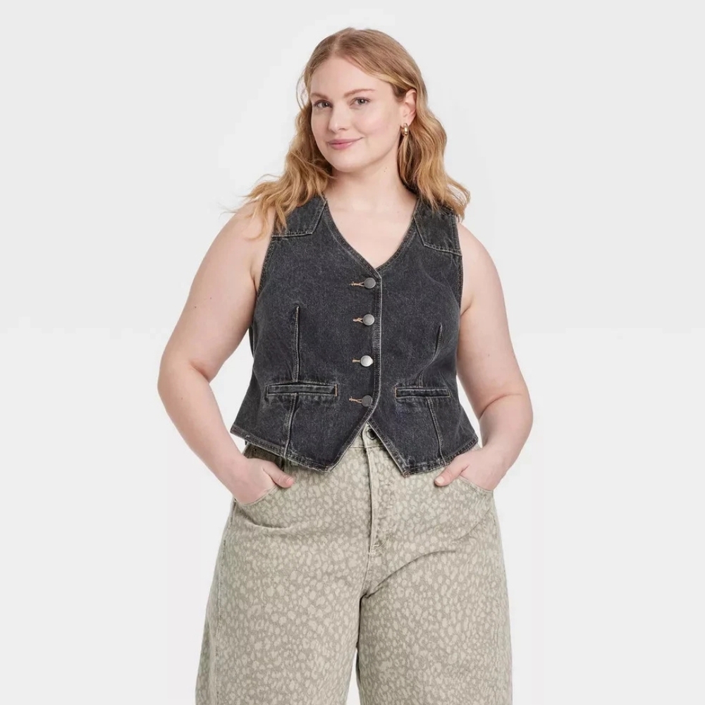 NWT Black Denim Vest Size XXL